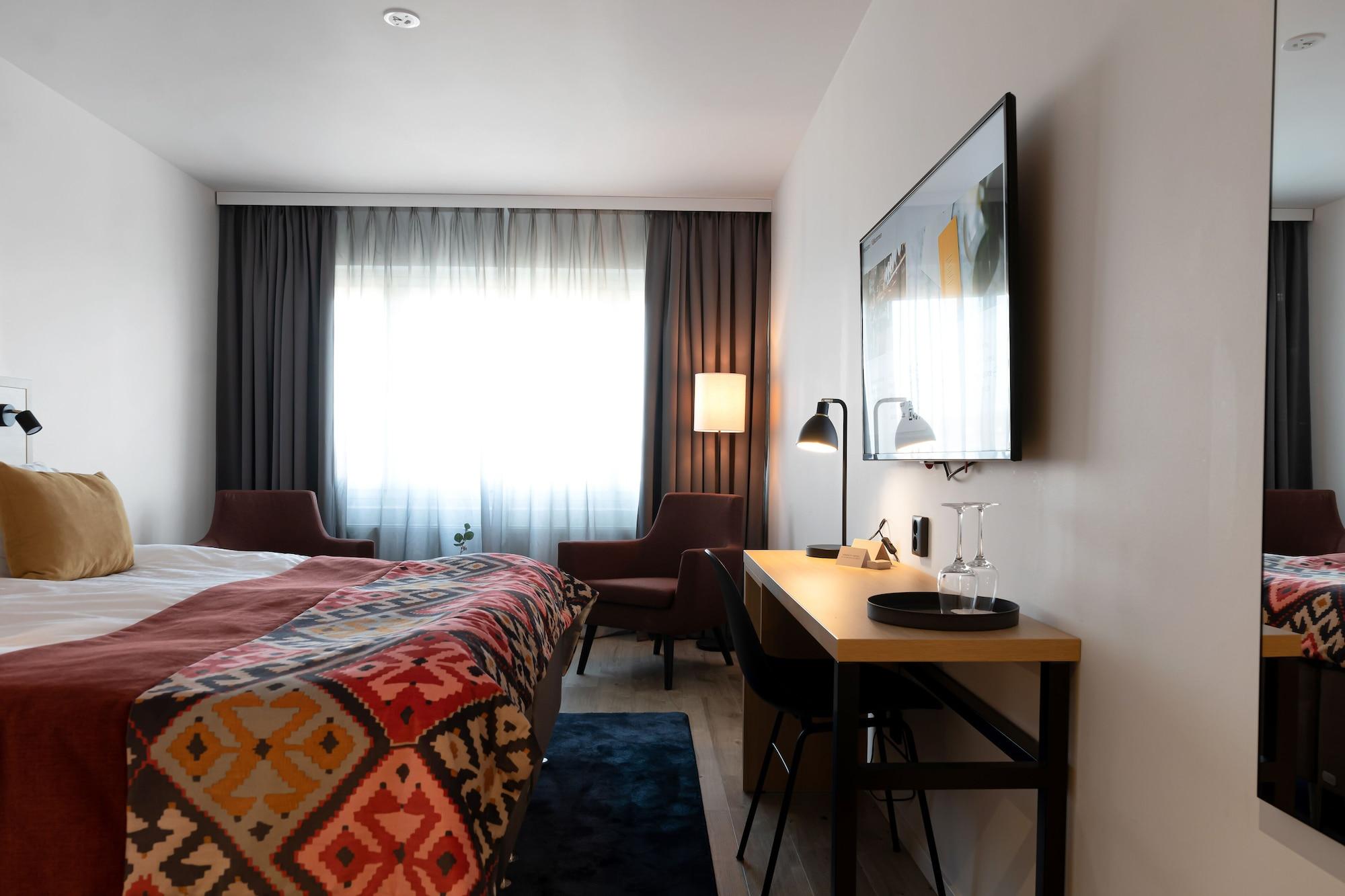 Elite Hotel Brage Бурленге Экстерьер фото